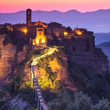 Marcella Va A Civita Bagnoregio Exterior photo